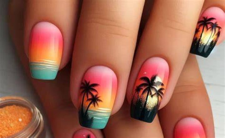 Beautiful summer sunset nail design.