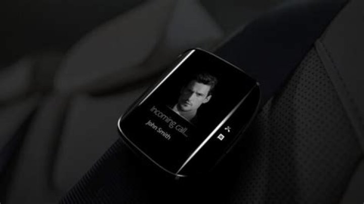 Edge smartwatch concept