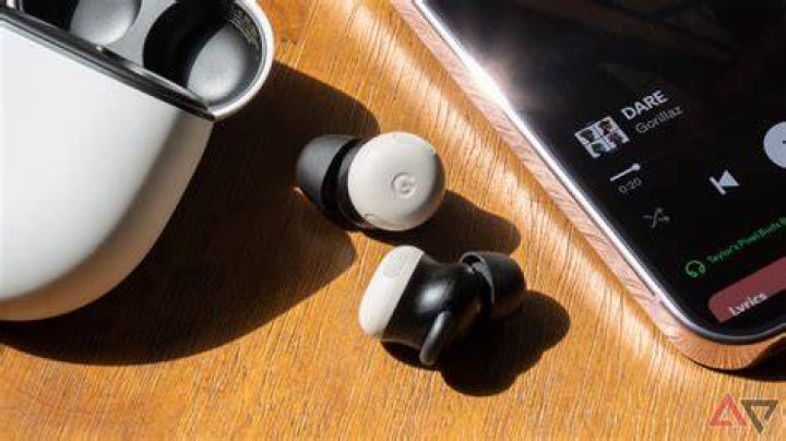 Google Pixel Buds 2 will get regular feature updates