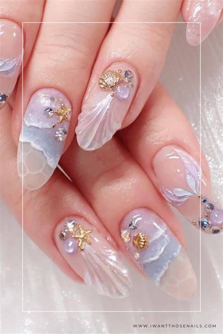 Mermaid nail design