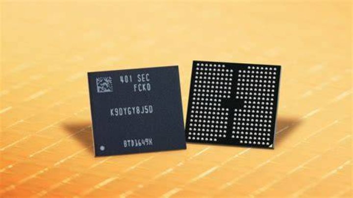 Samsung At Flash Memory Summit: 96-Layer V-NAND, MLC Z-NAND, New Interfaces
